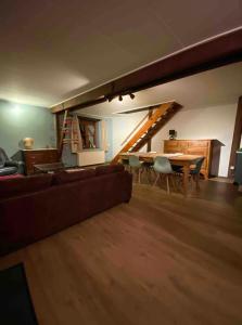 Posezení v ubytování Le Gîte d’Orpha + 26 fotografií