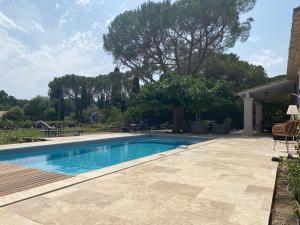 Bazén v ubytovaní Villa Petit Paradis - Gigaro alebo v jeho blízkosti + 24 fotografií