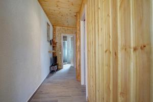 Fotografia z galérie ubytovania Terezina wood house v destinácii Kanakádes