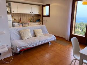 Kuchyň nebo kuchyňský kout v ubytování Wonderful Apartment with Outstanding Views - Calella de Palfrugell