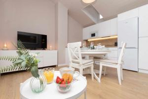 TV/trung tâm giải trí tại Ático del Prado by BeValle