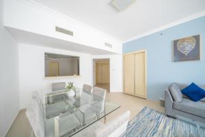 Fotografie z fotogalerie ubytování ALH Vacay - 2 Bedrooms with Beach Access in JBR v Dubaji