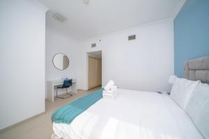 Fotografie z fotogalerie ubytování ALH Vacay - 2 Bedrooms with Beach Access in JBR v Dubaji