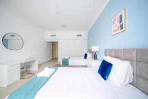 Fotografie z fotogalerie ubytování ALH Vacay - 2 Bedrooms with Beach Access in JBR v Dubaji
