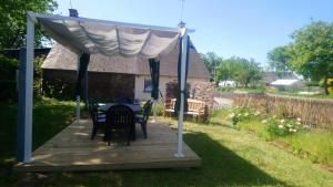 Zahrada ubytování Gîte des 4 saisons en Brocéliande + 9 fotografií