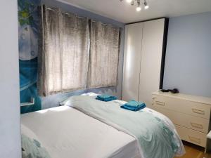 Cama ou camas em um quarto em Self Catering Studio