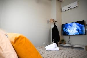 Uma televisão e/ou sistema de entretenimento em Tslil Suite