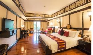 TV a/nebo společenská místnost v ubytování Wora Bura Hua Hin Resort & Spa