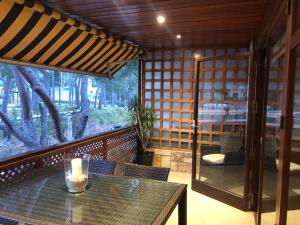 A seating area at Apartamento Eden Mar Torre Valentina, Sant Antonio de Calonge