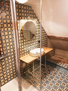 A bathroom at SĪMANIS Boutique Hotel