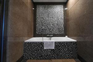 ห้องน้ำของ Radisson Blu Hotel, Abidjan Airport