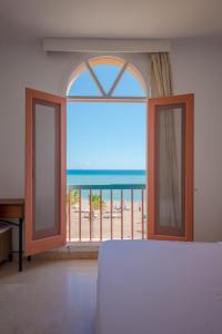 A general sea view or a sea view taken from Az apartmant