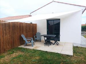 Photo de la galerie de l'établissement Appart du peuble, lumineux, à Bretignolles-sur-Mer