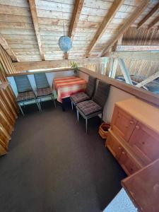 Posedenie v ubytovaní Haus Kampl - Appartement Grundlsee