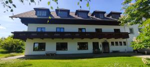 Budova, kde se the country house nachází