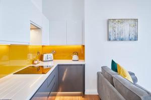 Kuchyň nebo kuchyňský kout v ubytování Host & Stay - The Connell + 13 fotografií