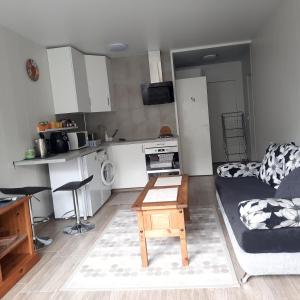 Kuchyň nebo kuchyňský kout v ubytování Elite Flats One bedroom