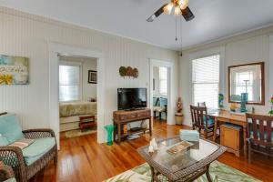 Fotografia z galérie ubytovania Lazy Days Cottage - Amazing Views and Great Location! home v destinácii Galveston