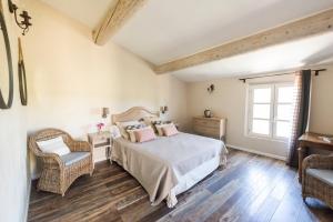 Foto dalla galleria di Le Mas Silvestre a Saint-Saturnin-lès-Apt