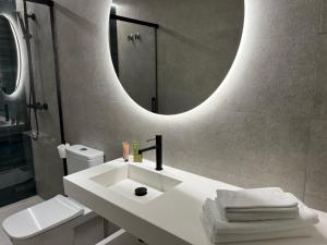 Koupelna v ubytování Hotel Noy