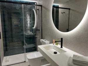 Koupelna v ubytování Hotel Noy