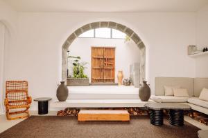 Гостиная зона в White Exclusive Suites & Villas
