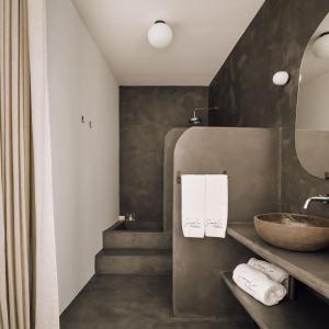 Ванная комната в White Exclusive Suites & Villas