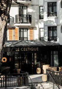 O edifício em que o hotel se localiza