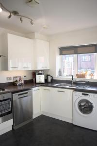 Gallery image of Maya Boutique Inn - Garden - Sleeps 6 in Wythenshawe