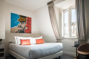 Postel nebo postele na pokoji v ubytování Villas Foch Boutique Hotel & Spa Bordeaux