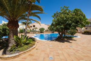 Bazén v ubytovaní Home2Book Stunning Sultan Casa Estrella, Wifi&Pool alebo v jeho blízkosti