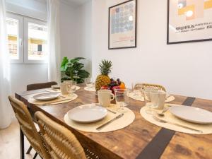Fotografia z galérie ubytovania Gorgeous renovated apartment 2BR AC v destinácii Málaga