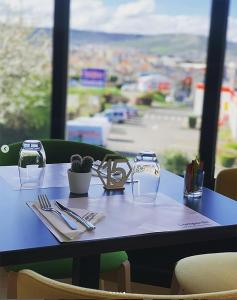 Restaurant ou autre lieu de restauration dans l'établissement Campanile Clermont Ferrand - Le Brezet