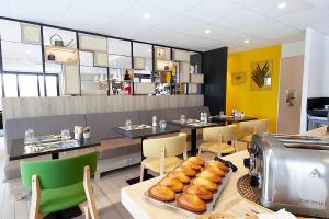 Nourriture dans l'hôtel ou à proximité