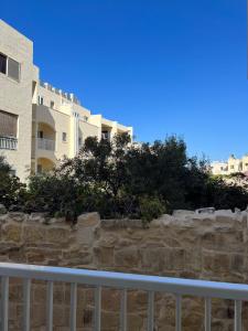 Imagem da galeria de Spinola Apartment em St Julian's