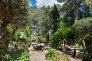 Vonkajšia záhrada v ubytovaní Agroturismo Son Fogueró - Adults Only