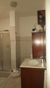 A bathroom at La Colombera
