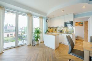 Kuchnia lub aneks kuchenny w obiekcie Apartament Doro