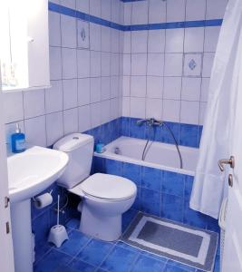 Kupatilo u objektu Sunny stay furnished apartment in Kanoni