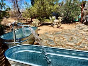 Foto de la galeria de Popular Homestead! Location, Stargaze, Views! a Joshua Tree