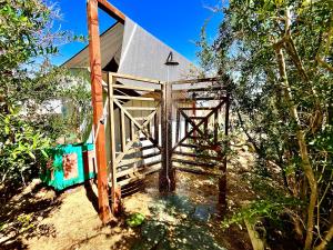 Jardí fora de Popular Homestead! Location, Stargaze, Views!