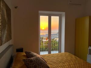Postel nebo postele na pokoji v ubytování Punta Lingua Relais - Room 3 Port View