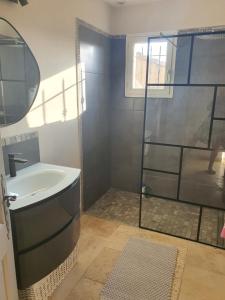 Ванная комната в Villa L'Estagniol +8 фотографий