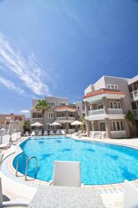 The swimming pool at or close to Stavroula Hotel Palace