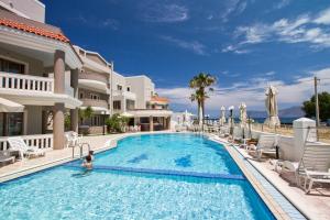 The swimming pool at or close to Stavroula Hotel Palace