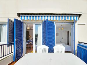 Foto da galeria de Global Properties, Precioso apartamento con terraza y vistas al mar em Canet d'En Berenguer