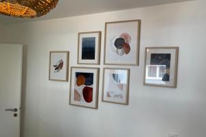 Fotografie z fotogalerie ubytování LE POULORIO TERRASSE - T3 RDC - 2 salles de douches ByLocly v destinaci Lorient
