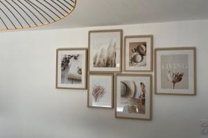 Fotografie z fotogalerie ubytování LE POULORIO TERRASSE - T3 RDC - 2 salles de douches ByLocly v destinaci Lorient