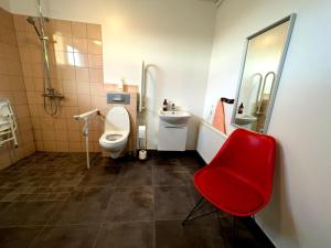 Koupelna v ubytování Bakland ad Lágafelli Apartment + 33 fotografií