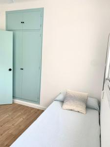 Postel nebo postele na pokoji v ubytování Finestra del Mar
